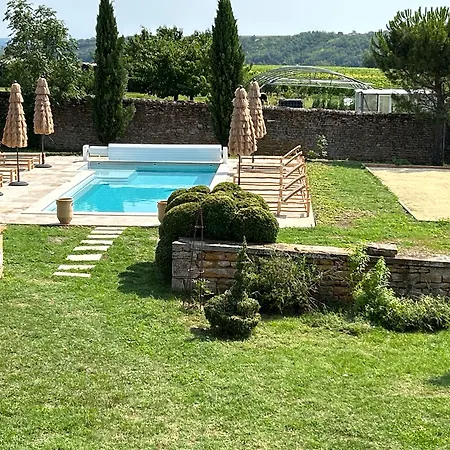 Pensión Le Clos Zélie